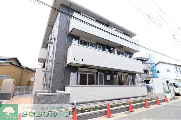 シャルム B棟の物件外観写真